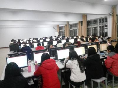 青年志愿者聯(lián)合會(huì)舉辦辦公軟件培訓(xùn)活動(dòng)，提升技術(shù)服務(wù)能力